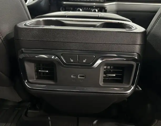 2026 GMC Sierra 1500 SLT - Photo 21
