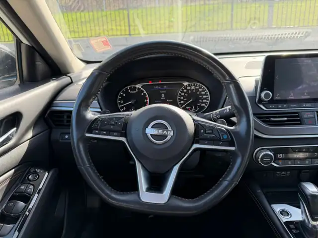 2023 Nissan Altima SR AWD - Photo 8