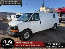 2013 GMC Savana 3500 extended cargo van only 103,000 km !