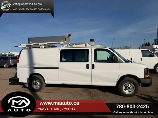 2013 GMC Savana 3500 extended cargo van only 103,000 km ! - Photo 3