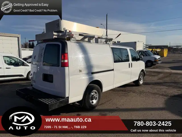 2013 GMC Savana 3500 extended cargo van only 103,000 km ! - Photo 4