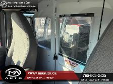 2013 GMC Savana 3500 extended cargo van only 103,000 km ! - Photo 12