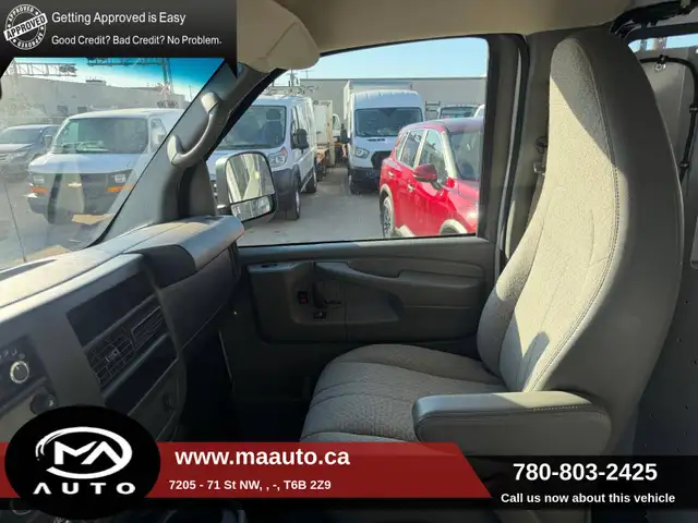 2013 GMC Savana 3500 extended cargo van only 103,000 km ! - Photo 13