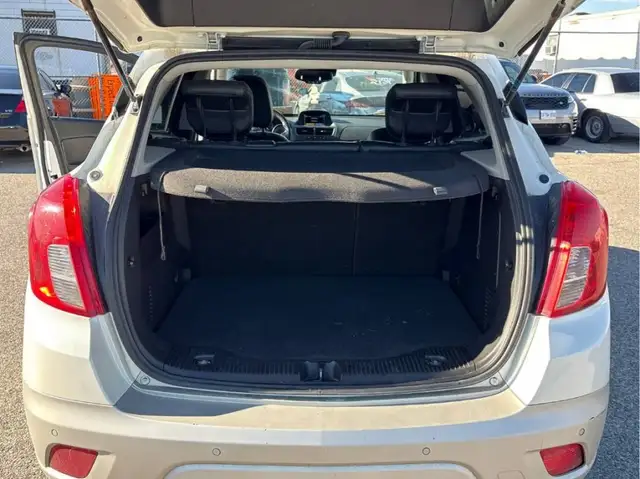 2016 BUICK ENCORE  AWD  GAS SAVER  NO ACCIDENTS PREMIUM - Photo 7