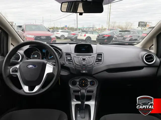 2014 Ford Fiesta SE - Photo 10
