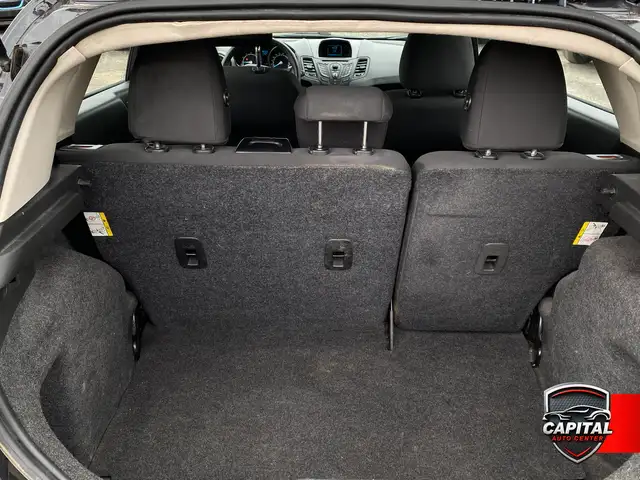 2014 Ford Fiesta SE - Photo 13