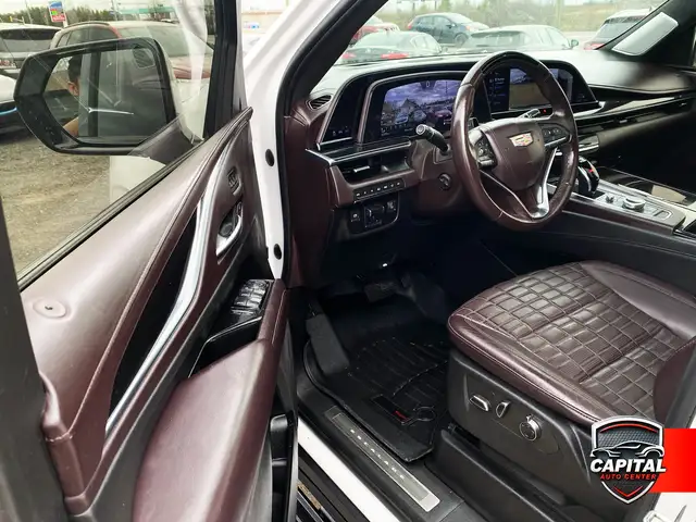 2022 Cadillac Escalade Premium Luxury - Photo 9