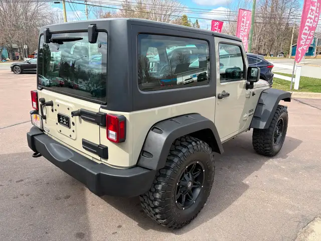 2017 Jeep Wrangler Sport 4x4! AC! 6-Speed Manual! - Photo 6