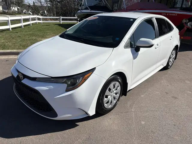 2021 Toyota Corolla LE AC! Backup Camera! Adaptive Cruise! - Photo 3