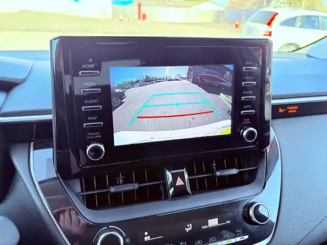 2021 Toyota Corolla LE AC! Backup Camera! Adaptive Cruise! - Photo 16