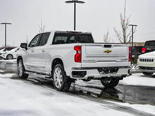 2024 Chevrolet Silverado 1500 High Country Premium 5.3L Max Tow - Photo 11