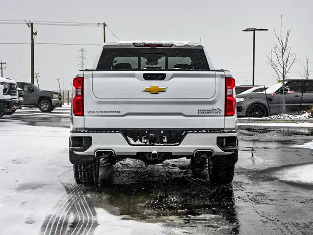 2024 Chevrolet Silverado 1500 High Country Premium 5.3L Max Tow - Photo 12
