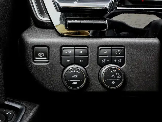 2024 Chevrolet Silverado 1500 High Country Premium 5.3L Max Tow - Photo 22