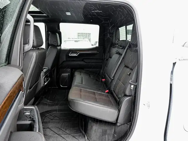 2024 Chevrolet Silverado 1500 High Country Premium 5.3L Max Tow - Photo 35