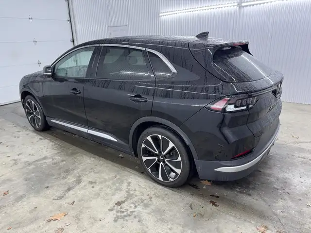 Vinfast VF8 Plus Awd Gps Mags 2023 a vendre - Photo 6