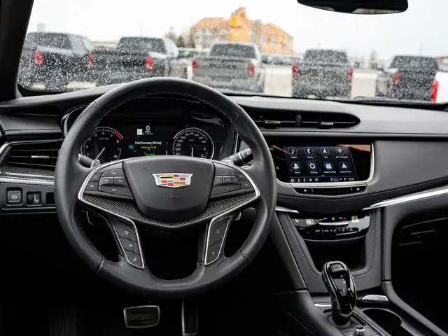 2024 Cadillac XT5 AWD Sport - Photo 3