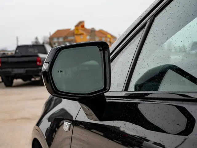 2024 Cadillac XT5 AWD Sport - Photo 15