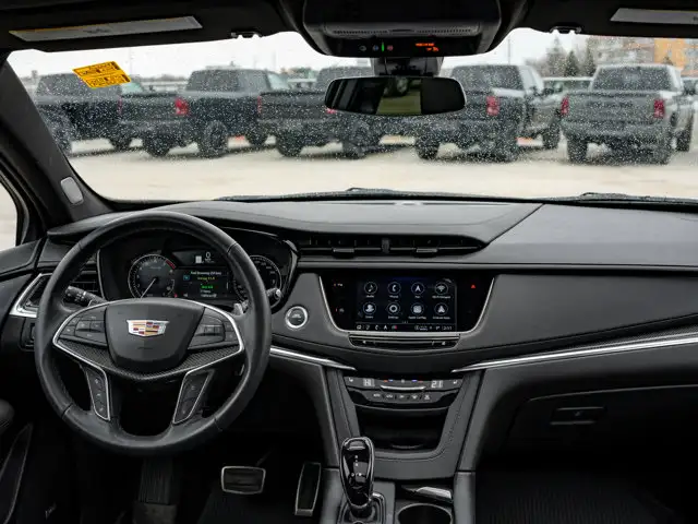 2024 Cadillac XT5 AWD Sport - Photo 27