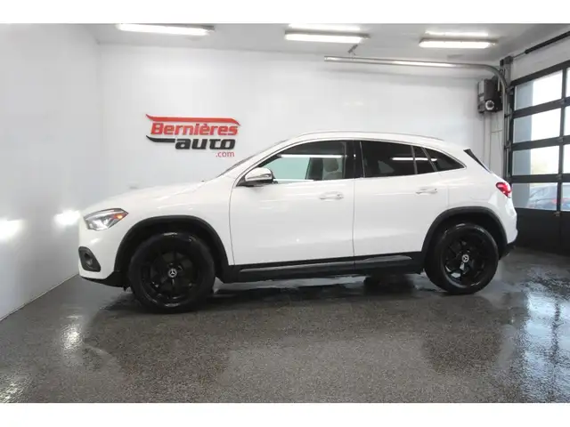 2022 Mercedes-Benz GLA 250 / CUIR / TOIT / 4 MATIC - Photo 4