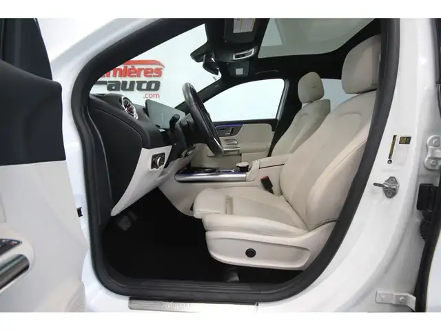 2022 Mercedes-Benz GLA 250 / CUIR / TOIT / 4 MATIC - Photo 16