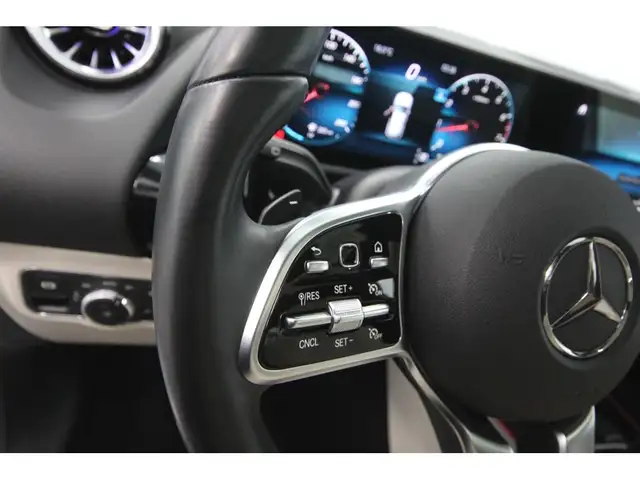2022 Mercedes-Benz GLA 250 / CUIR / TOIT / 4 MATIC - Photo 18