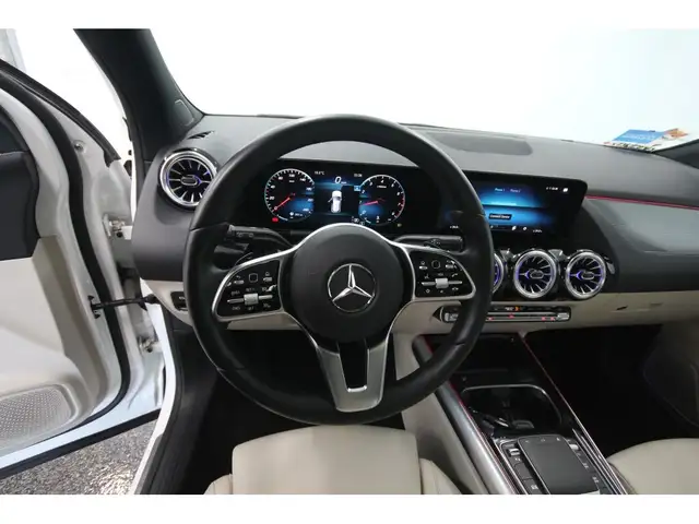 2022 Mercedes-Benz GLA 250 / CUIR / TOIT / 4 MATIC - Photo 19