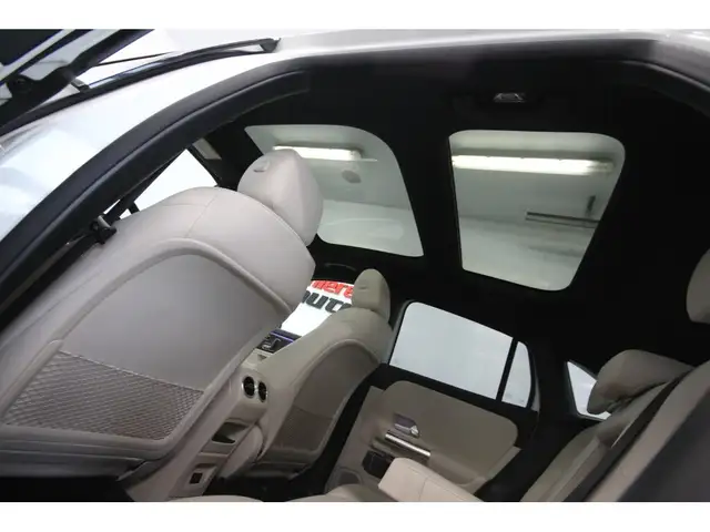 2022 Mercedes-Benz GLA 250 / CUIR / TOIT / 4 MATIC - Photo 27