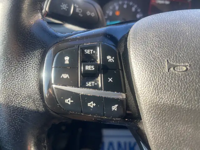 2021 Ford Escape SE - Photo 17