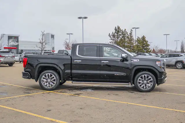 2026 GMC Sierra 1500 Denali - Photo 10