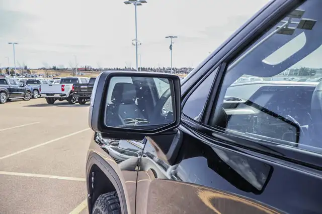 2026 GMC Sierra 1500 AT4 - Photo 14