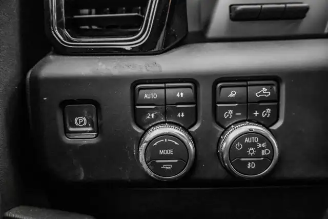 2026 GMC Sierra 1500 AT4X - Photo 19