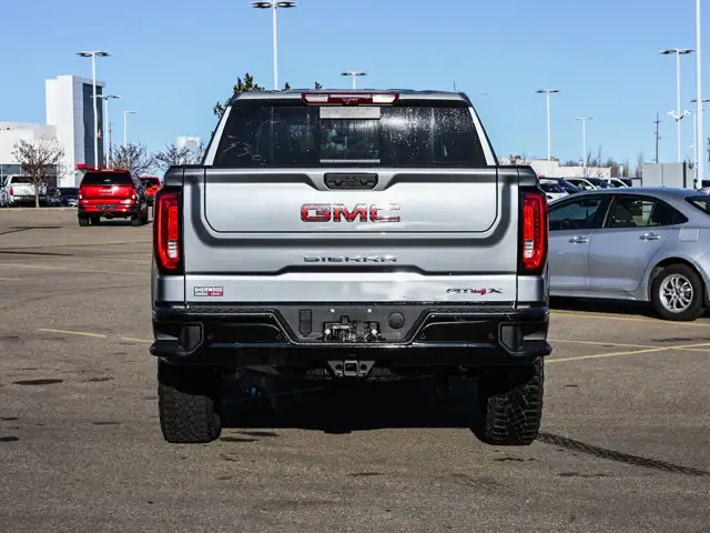 2026 GMC Sierra 1500 AT4X - Photo 7