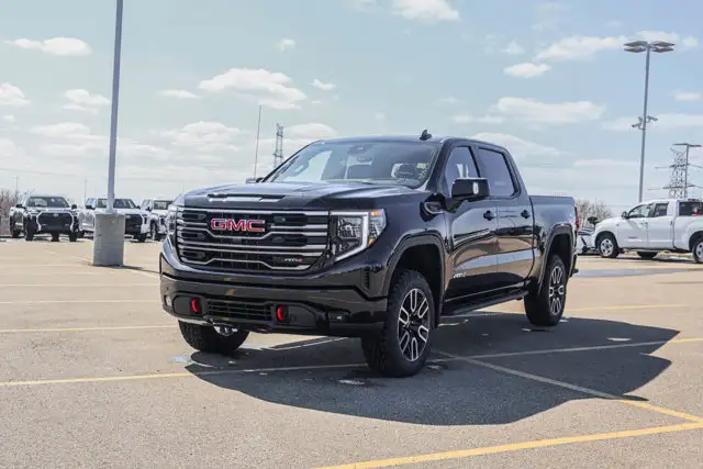 2026 GMC Sierra 1500 AT4 - Photo 4