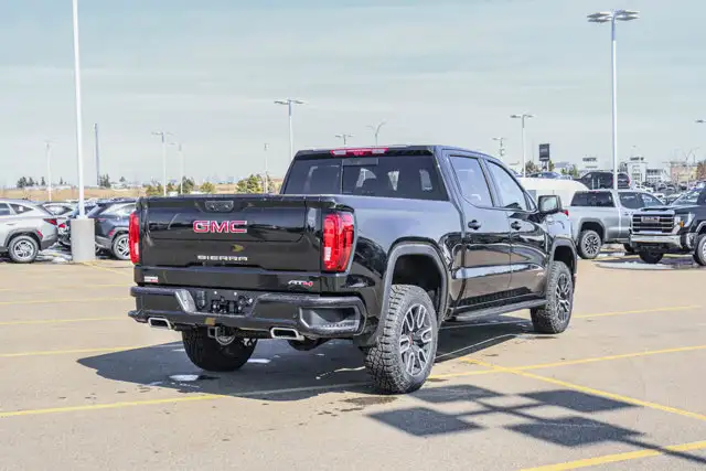 2026 GMC Sierra 1500 AT4 - Photo 9