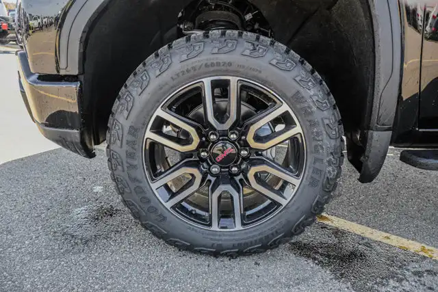 2026 GMC Sierra 1500 AT4 - Photo 13
