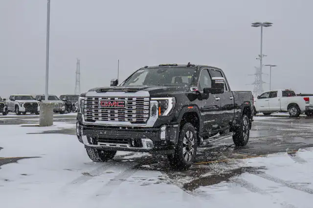 2026 GMC Sierra 3500HD Denali - Photo 4