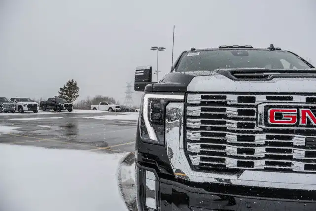 2026 GMC Sierra 3500HD Denali - Photo 11