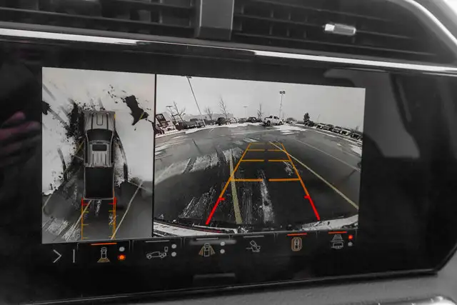 2026 GMC Sierra 3500HD Denali - Photo 25