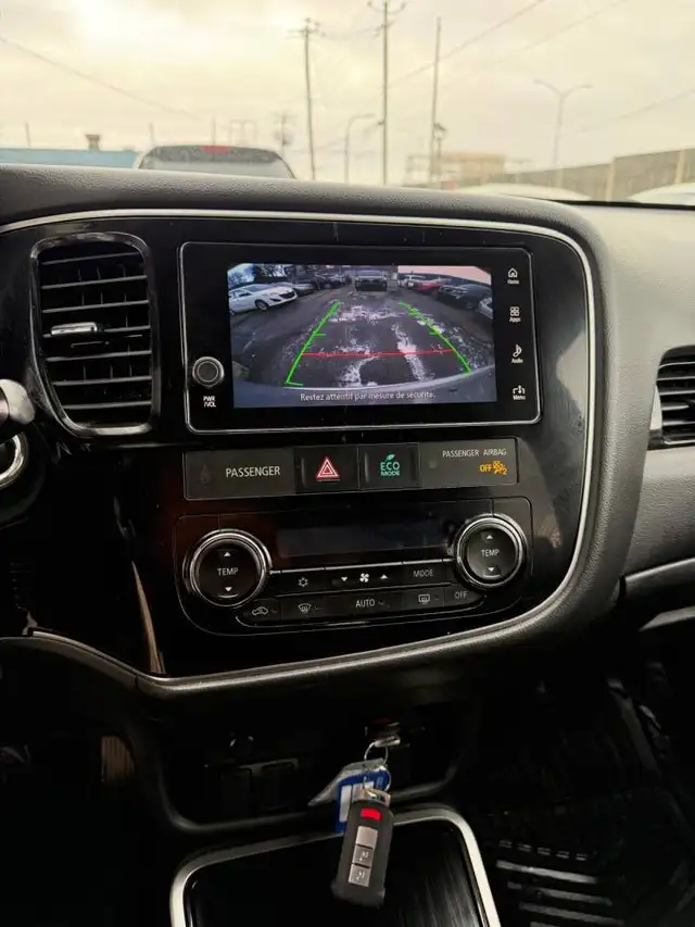 2018 MITSUBISHI Outlander PHEV ELECTRIQUE HYBRIDE / TRES ECONOMI - Photo 4