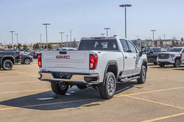 2026 GMC Sierra 2500HD SLE - Photo 9