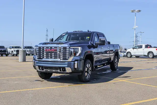 2026 GMC Sierra 3500HD Denali - Photo 4