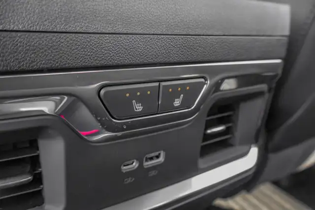 2026 GMC Sierra 3500HD Denali - Photo 33