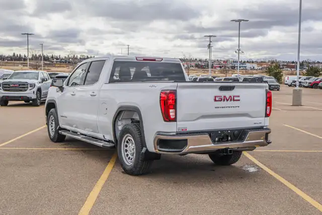 2026 GMC Sierra 1500 SLE - Photo 6
