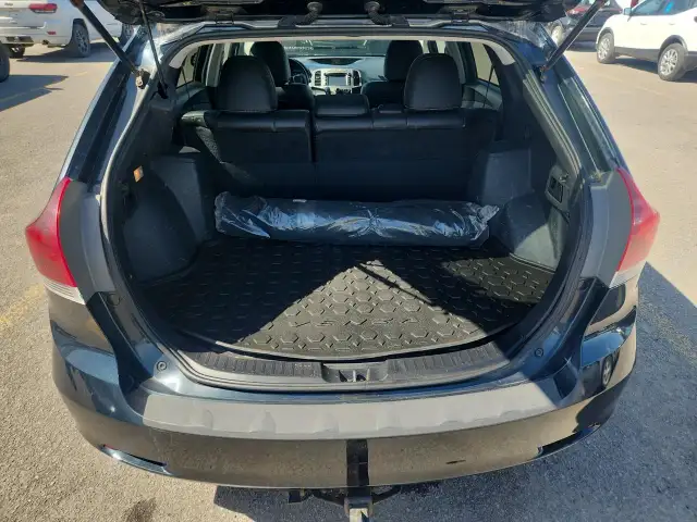 2013 Toyota Venza AWD/V6 - Photo 2
