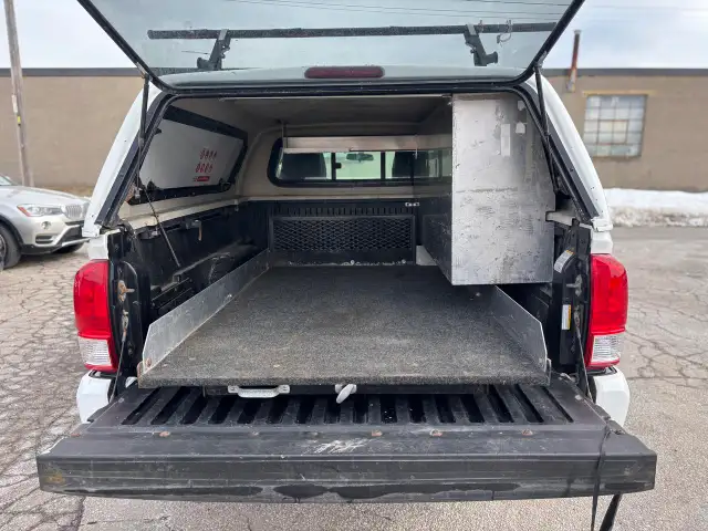 2016 Toyota Tacoma SR - Photo 2