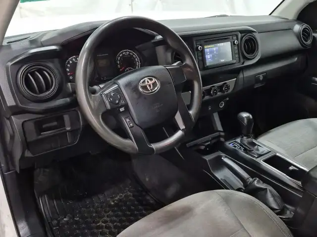 2016 Toyota Tacoma SR - Photo 3