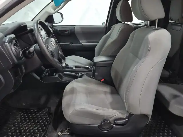 2016 Toyota Tacoma SR - Photo 11