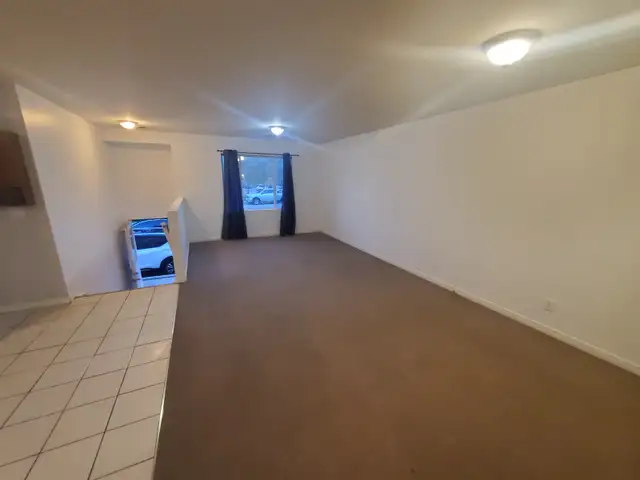 South Windsor Upper 2bd in 4-Plex w/5 appliances Available Immed - Photo 6