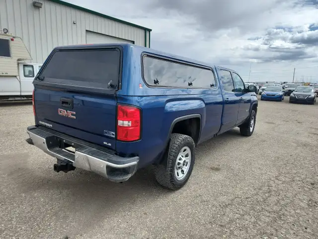 2019 GMC Sierra 2500HD - Photo 4