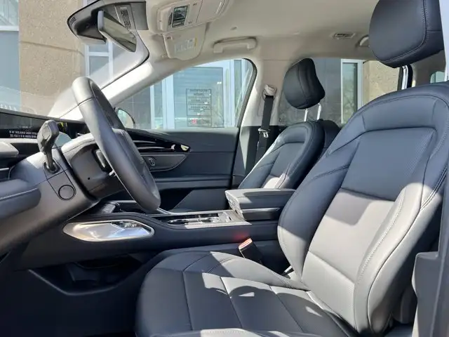 2026 Lincoln Nautilus Premiere - Photo 8